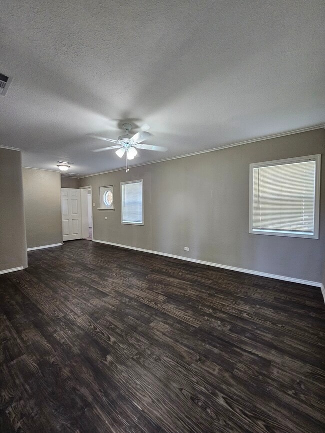 Living Room - 10126 Kilarney Dr