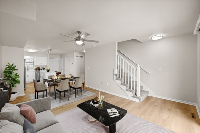 Foto del edificio - Sheridan Ridge Townhomes