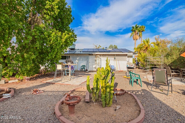 Building Photo - 12228 N Hacienda Dr