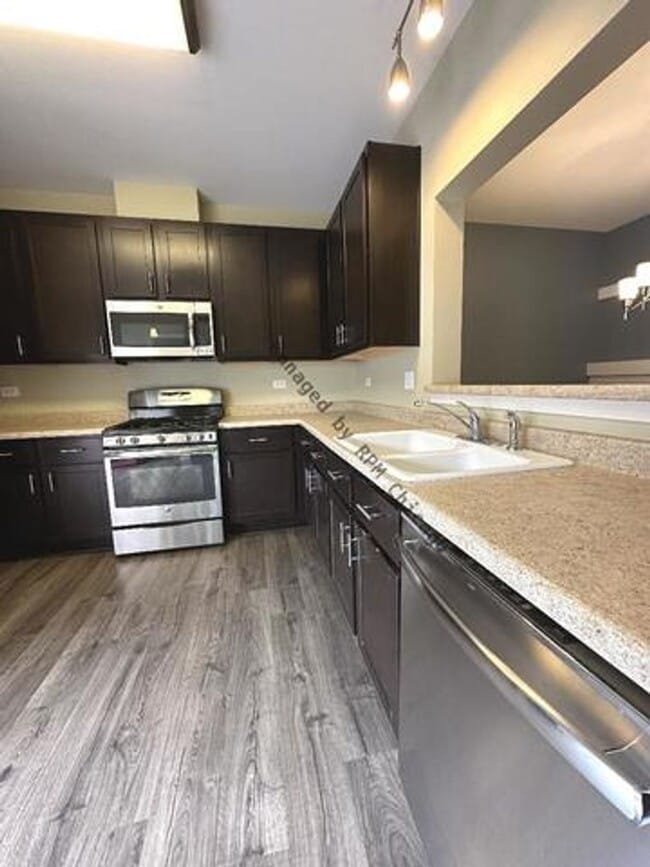 Building Photo - 649 Cary Woods Cir
