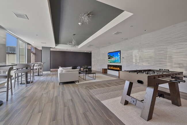 Building Photo - 360 Residences