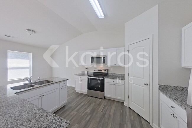 Foto del edificio - 1699 Amberlight Circle