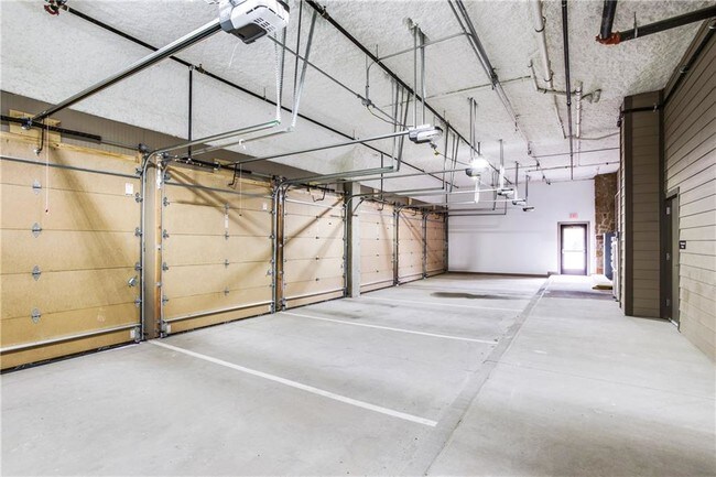 Building Photo - 2500 King Arthur Blvd