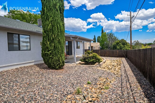 Foto del edificio - Beautiful 3-bedrooms, 2-baths home in Prescott Valley!