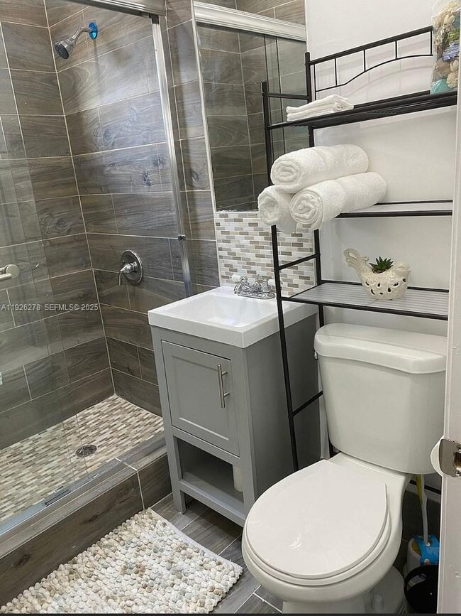 Foto del edificio - 1350 NW 52nd St