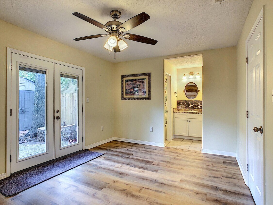 Foto del edificio - 945 Ashley Ln