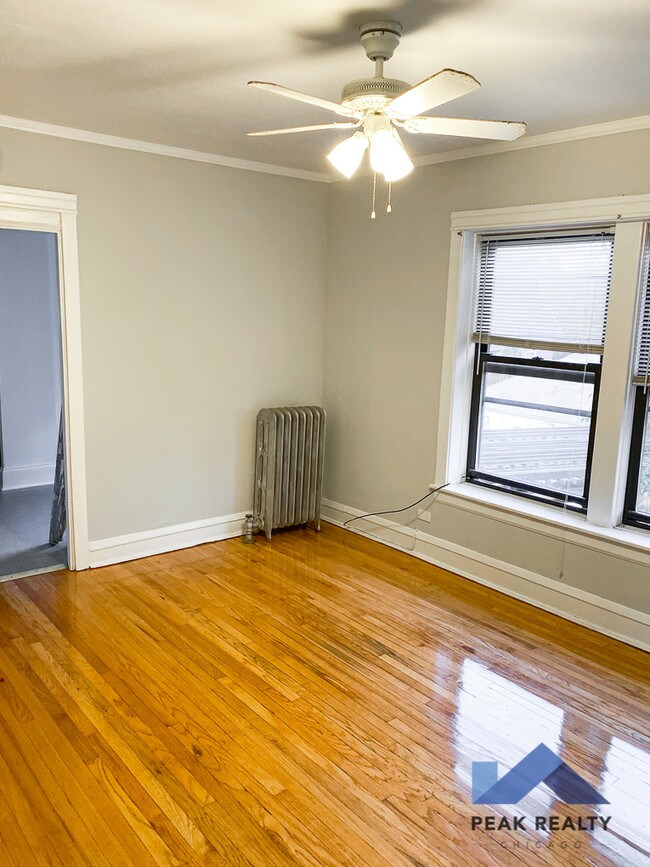 Foto del edificio - 4625-35 N. Winchester Ave.