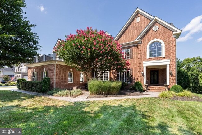 Building Photo - 18852 Ridgeback Ct