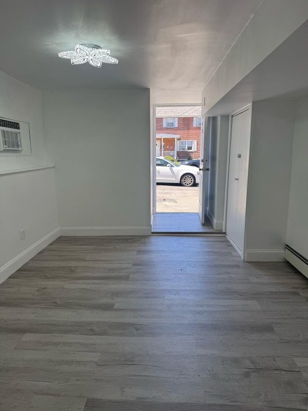 Building Photo - 208 Tibbetts Rd