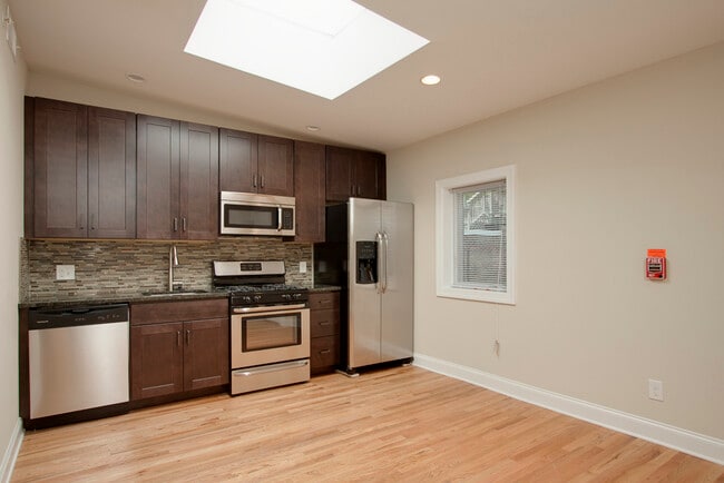 Building Photo - 1613 Spruce St