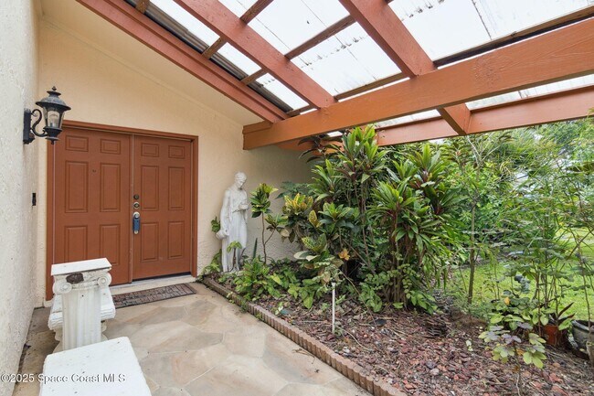Foto del edificio - 1326 Cherry Hills Rd NE