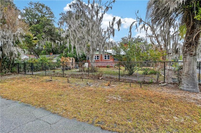 Foto del edificio - 1601 Walnut Ave