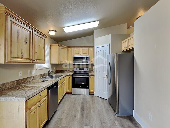 Foto del edificio - 617 S 375 W