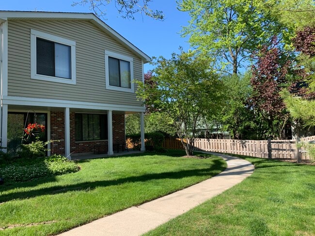 Building Photo - 403 Stevenson Pl