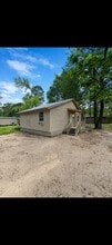 Building Photo - 14 Lakeview Dr