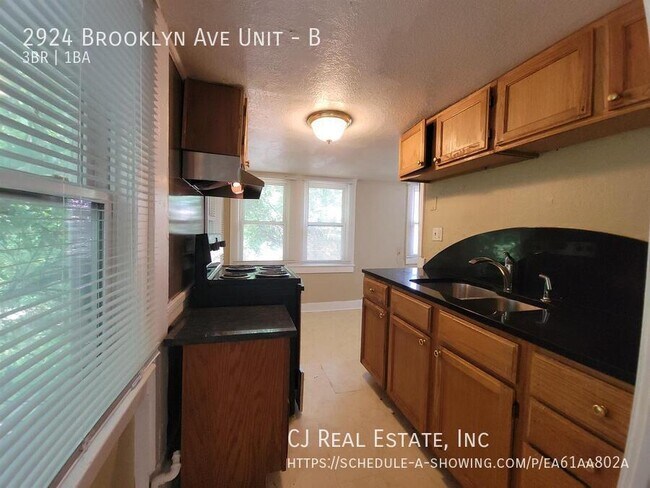 Foto del edificio - 2924 Brooklyn Ave