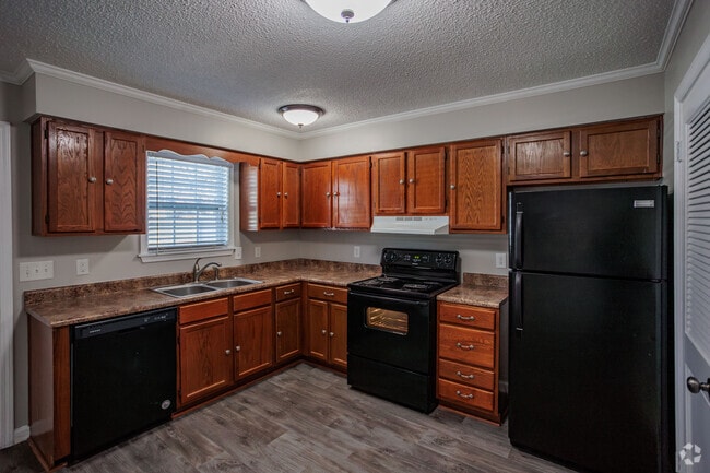 Interior Photo - Woodland Manor Condominiums