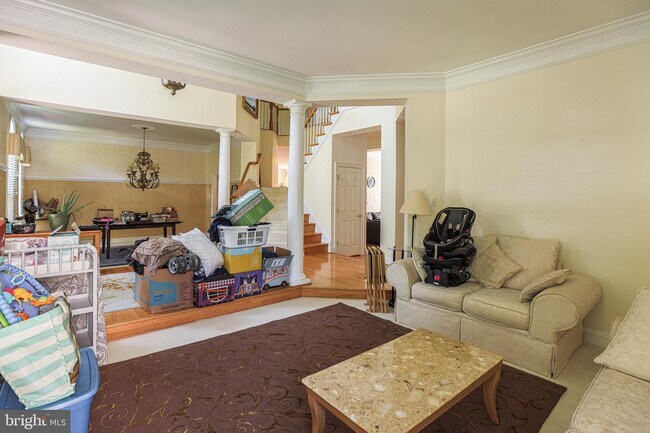 Foto del edificio - 9912 Willow Tree Terrace
