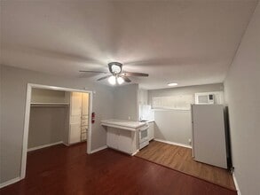 Building Photo - 8803 Timberside Dr