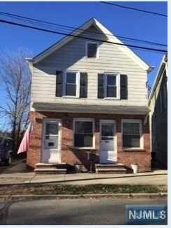 Primary Photo - 28 Maple Ave