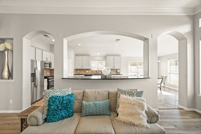 Foto del edificio - 1330 Leigh Gdns Dr