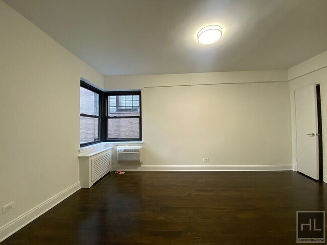 Foto del edificio - EAST 57 STREET