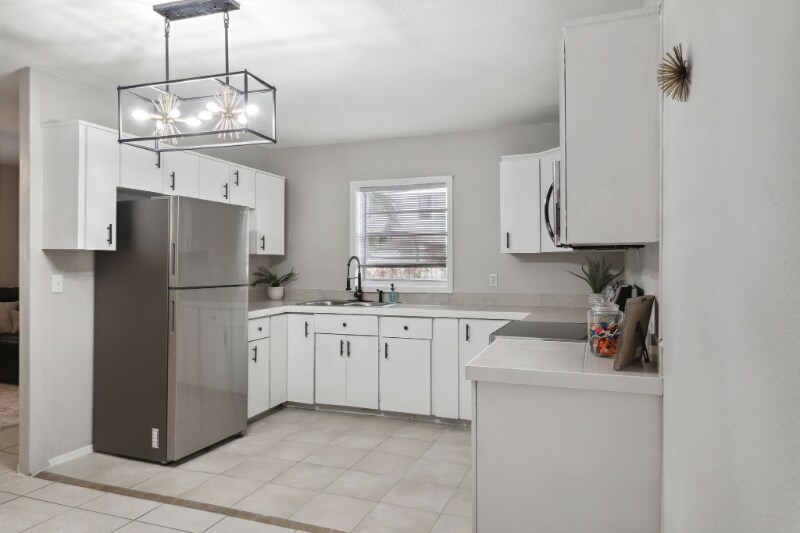 2706 W Tyson Ave Unit A, Tampa, FL 33611 Room for Rent in Tampa, FL