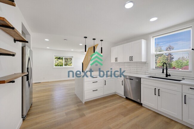 Foto del edificio - 215 S 107th St
