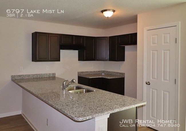 Building Photo - 6797 Lake Mist Ln