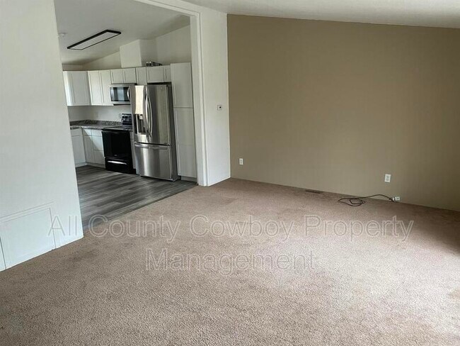 Foto del edificio - 1564 W Polk St
