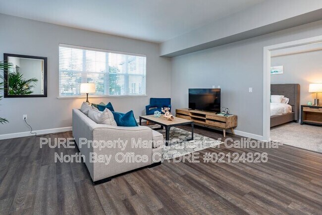 Foto del edificio - 785 Baywood Dr