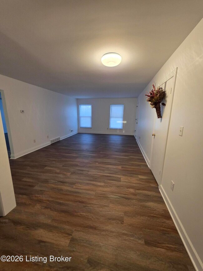 Building Photo - 722 Breckenridge Ln