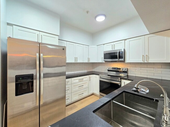 Photo - 1 Bedroom 1 Bathroom Condo in Bothell - Pet Friendly!