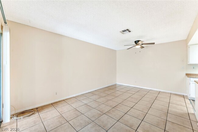 Building Photo - 457 N Lamb Blvd