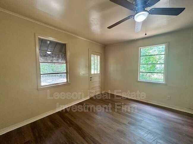 Building Photo - 2551 Claiborne Ave