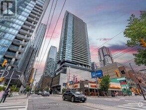 Building Photo - 290-3290 Adelaide St W