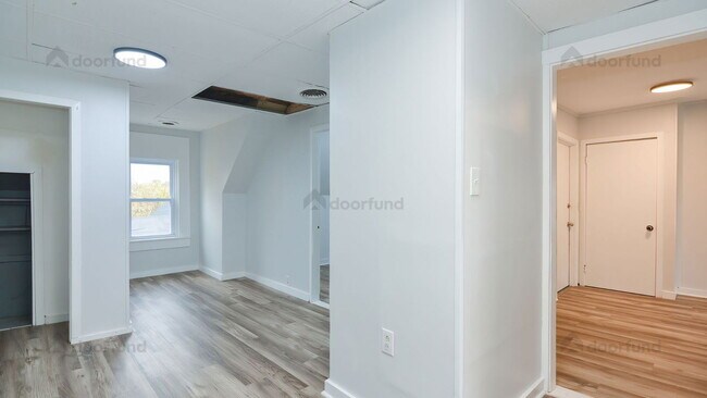 Foto del edificio - 144 Franklin St