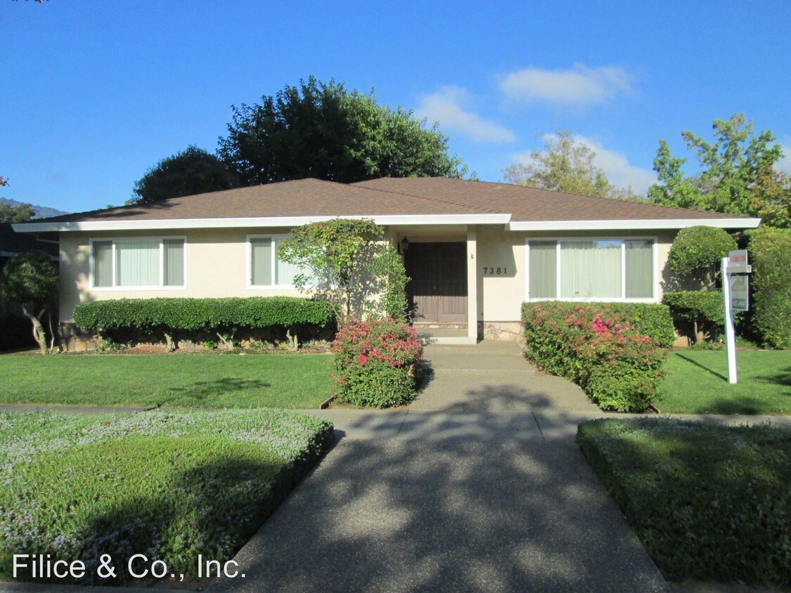 Primary Photo - 7381 Miller Ave