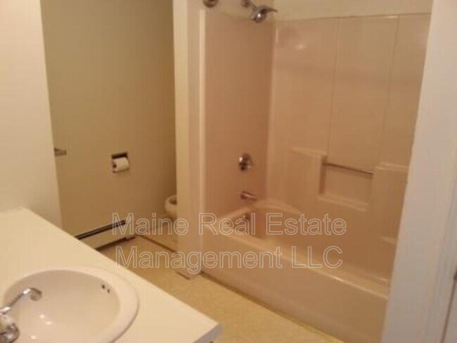 Foto del edificio - 53 Valley View Ln