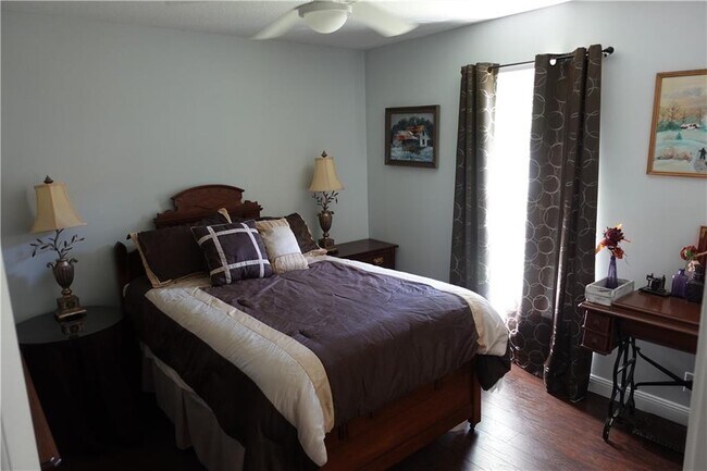 Building Photo - 217 Bridgewater Cir