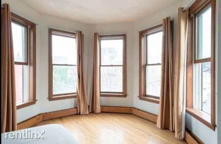 Building Photo - 3 br, 1 bath Apartment - 28 Orleans St # 2128