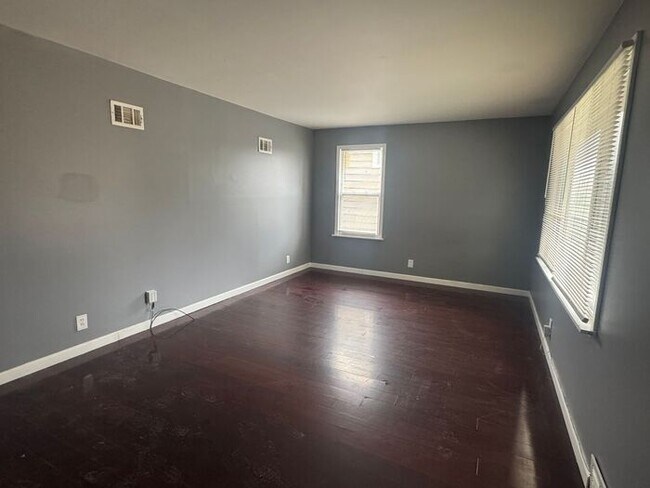 Foto del edificio - Charming 4bed/2Bath