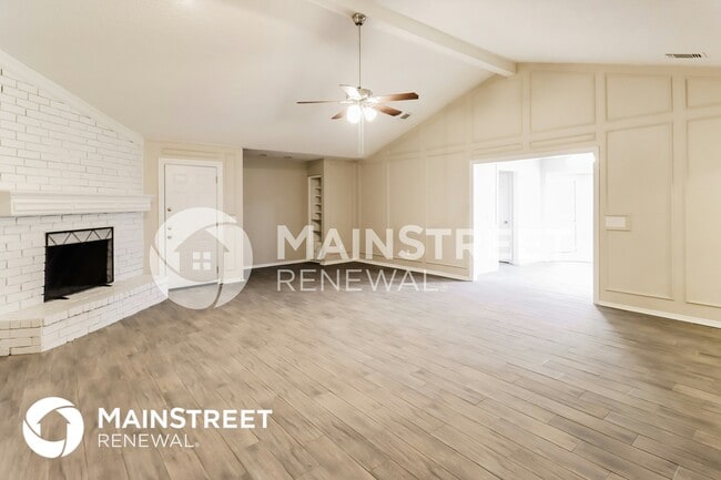 Foto del edificio - 2517 Dove Creek Ln