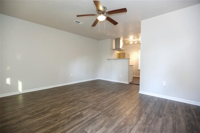 Building Photo - 4011 Porter St