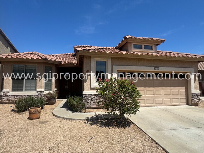 Foto del edificio - 8410 W Purdue Ave
