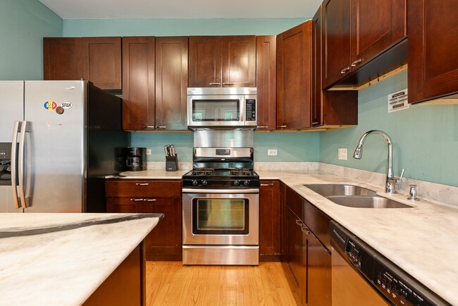 Foto del edificio - 2337 W Maypole Ave