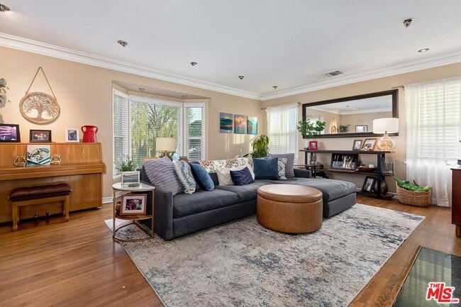 Building Photo - 1923 S Crescent Heights Blvd