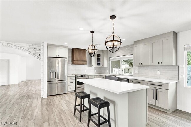 Foto del edificio - 1600 Eaton Dr