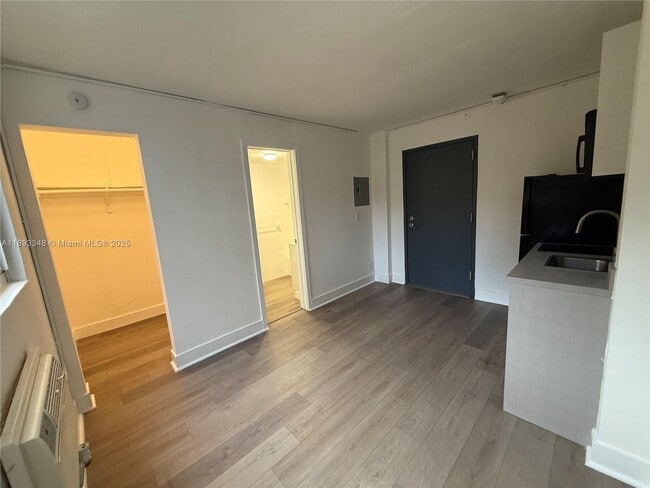 Foto del edificio - 143 SW 9th St