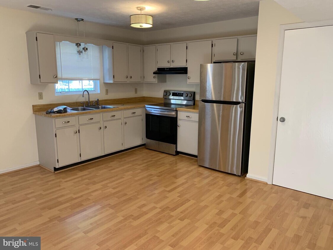 311 Buckingham Dr, Stephens City, VA 22655 Townhome Rentals in